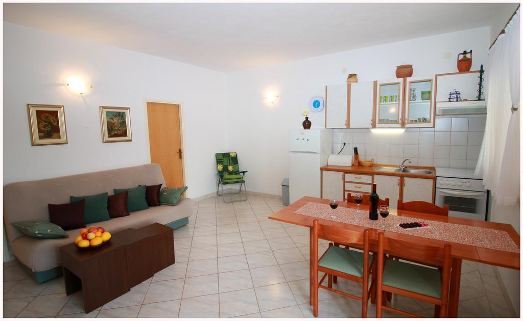 Apartment Benjamin Рогозница Екстериор снимка
