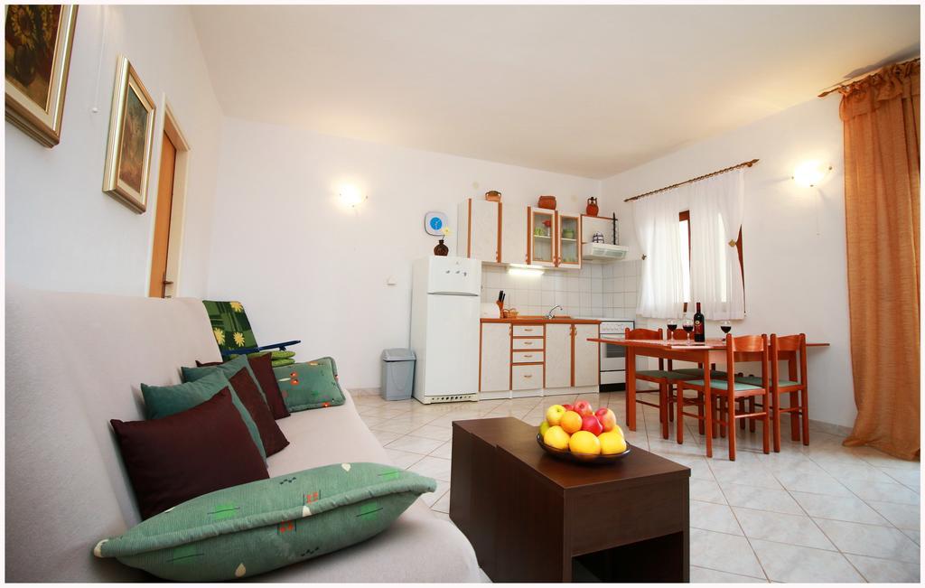 Apartment Benjamin Рогозница Екстериор снимка