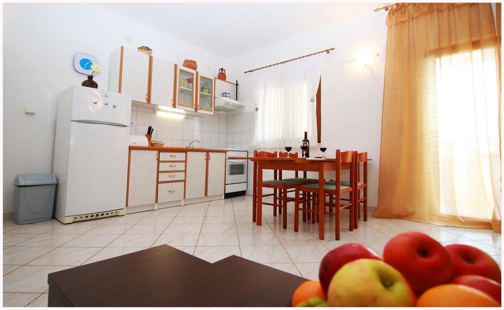 Apartment Benjamin Рогозница Екстериор снимка